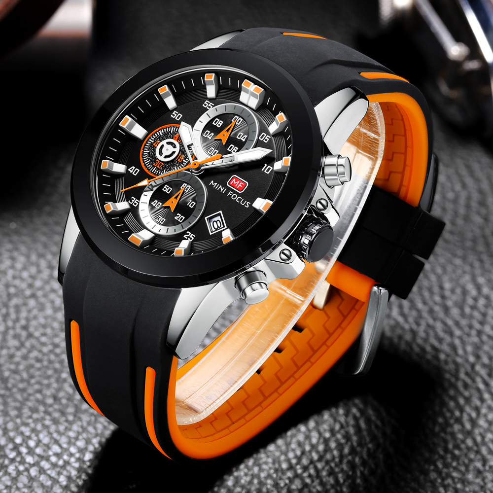 ساعة معصم رياضية صغيرة مقاومة  - مراجعة Luxury Watch Magazine وسعره